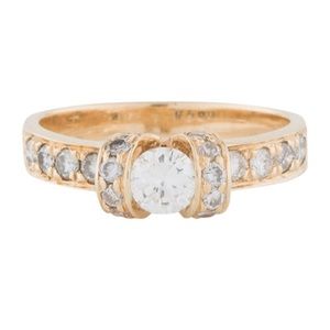 18k Gold Diamond Ring